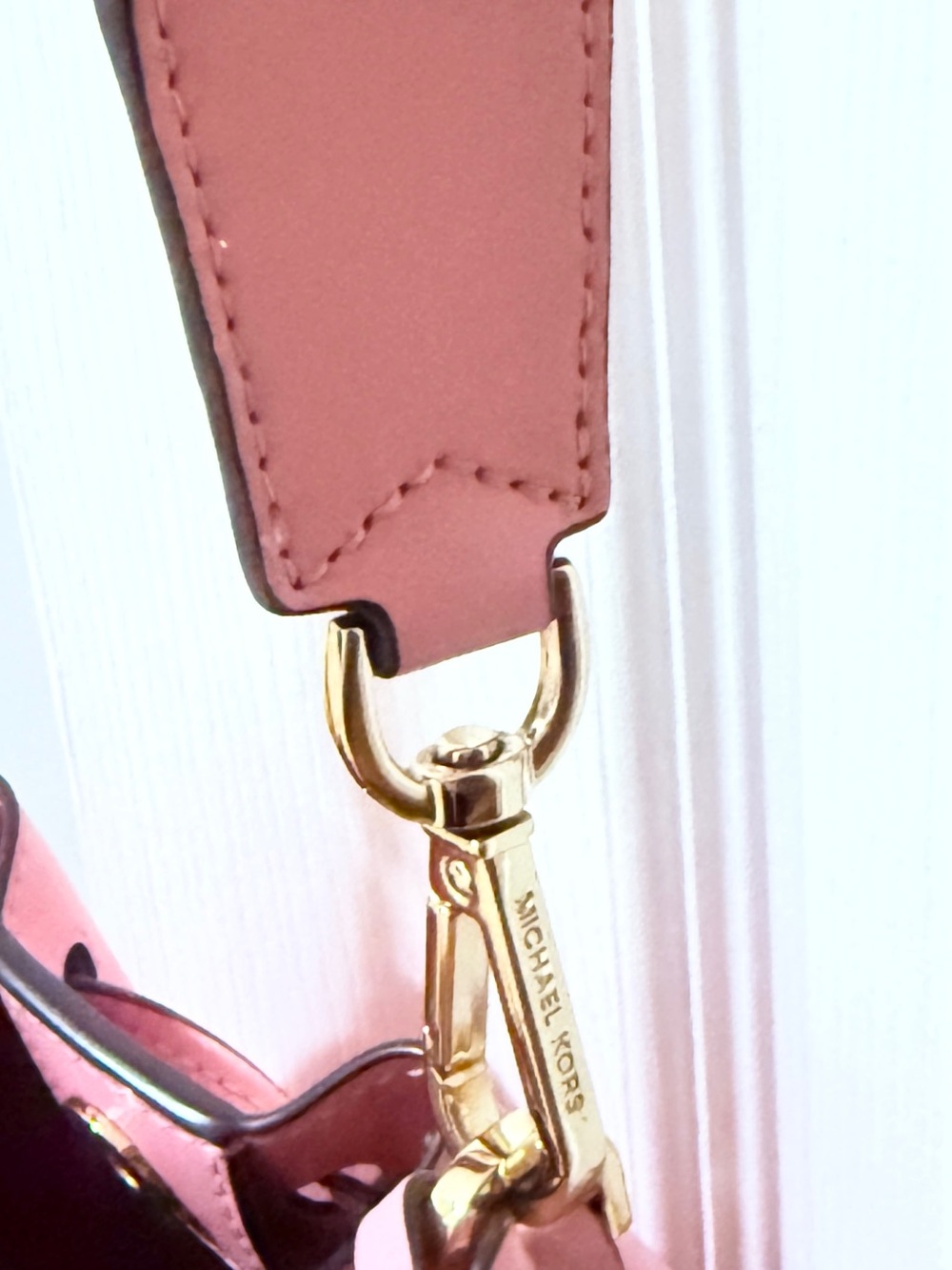 Michael Kors Pink Leather Bucket Bag - Picture 5 of 6